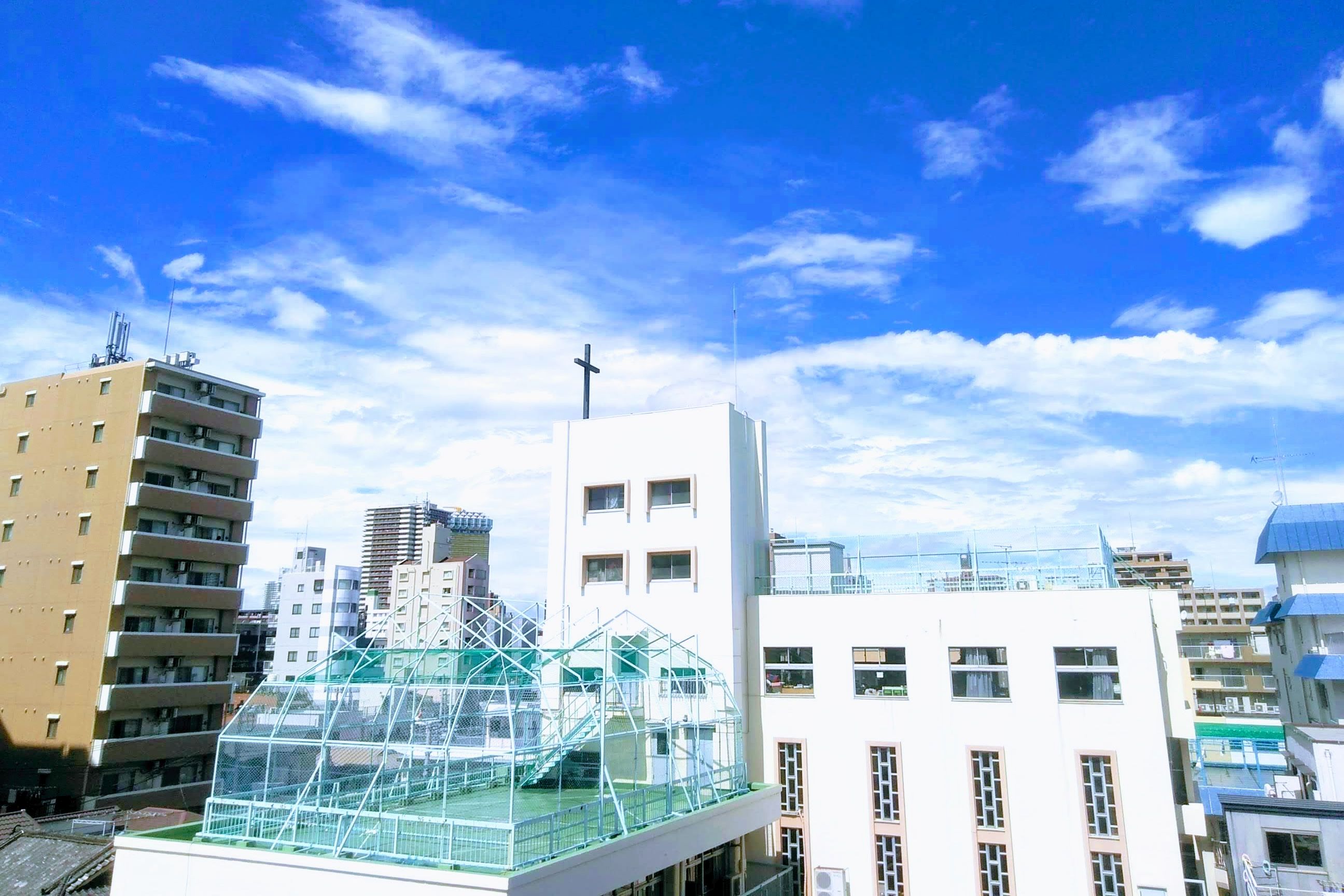 南側から見た本所賀川記念館の建物